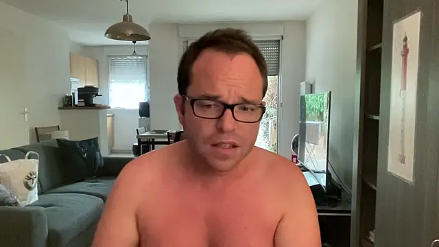 Funnyjul31 online show from June 2026 04:57:01 PM