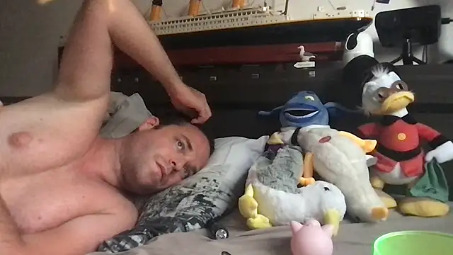 Funnyjul31 online show from July 2026 06:29:01 PM