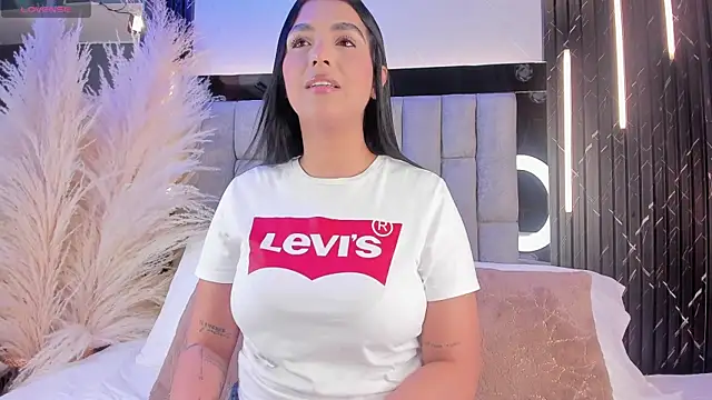 LannaFoxx online show from July 2026 07:52:02 PM