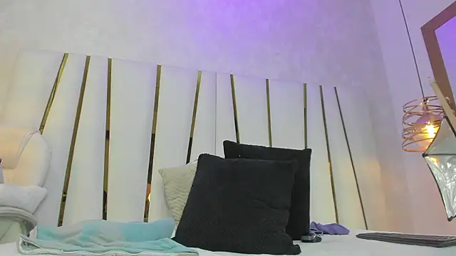 violet gray  online show from March 2026 10:08:02 AM