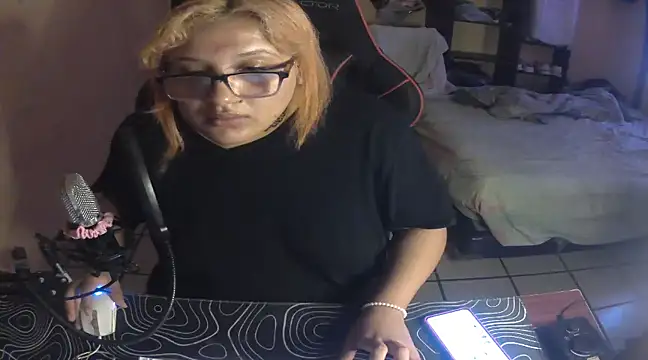 belenvaleria online show from February 2025 09:56:01 PM