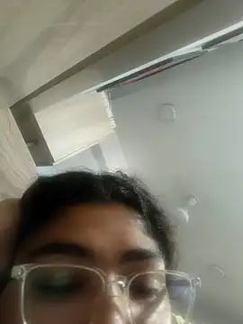 naina78910 online show from October 2025 09:32:01 AM