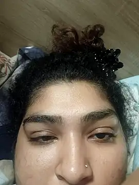 naina78910 online show from October 2025 04:31:01 PM