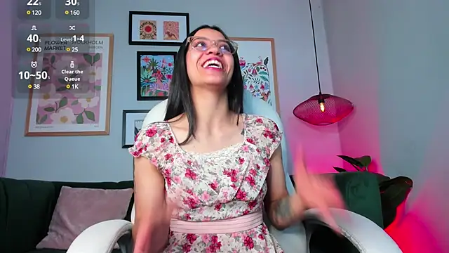 Snapshot of nina__dixon chatting on March 2025 08:35:02 PM nina dixon online show from March 2025 08:35:02 PM