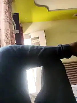 Shaggy010199 online show from January 2025 07:57:01 AM