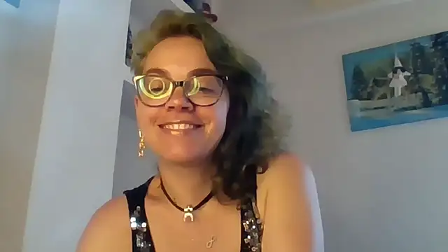 Ju-Hot online show from May 2026 02:01:02 PM