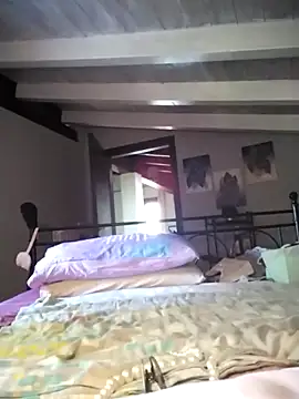 divinaerotica online show from April 2026 04:33:01 PM