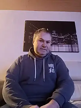 Pourleplasirs online show from February 2025 10:40:02 PM