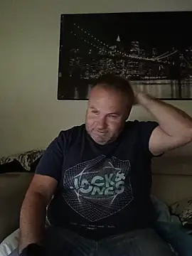 Pourleplasirs online show from June 2026 10:04:01 PM