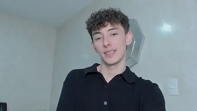 miketwink online show from November 2025 12:21:01 AM