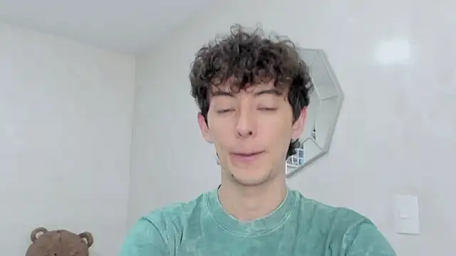 miketwink online show from January 2026 08:12:01 PM