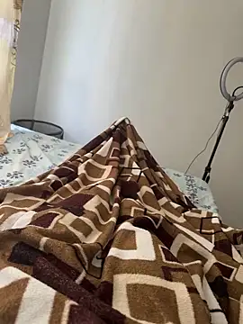 Snapshot of jhonnes_ chatting on September 2025 02:11:02 PM jhonnes online show from September 2025 02:11:02 PM