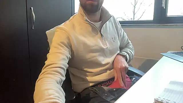 bullyboyy online show from January 2025 02:42:01 PM