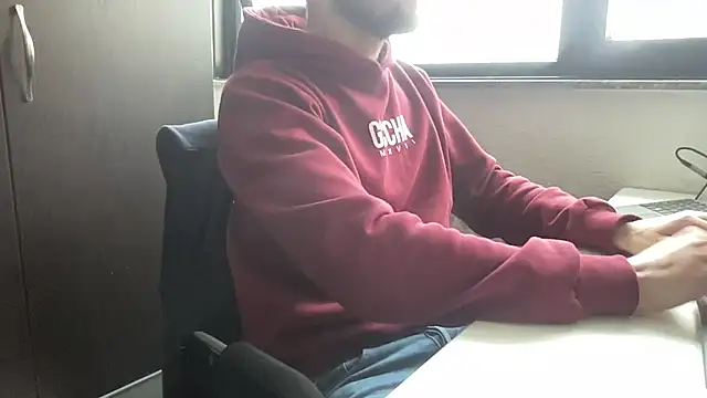 bullyboyy online show from January 2026 09:57:02 AM