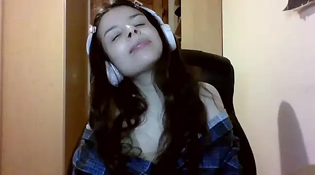 LariceSexy online show from March 2025 10:20:01 PM