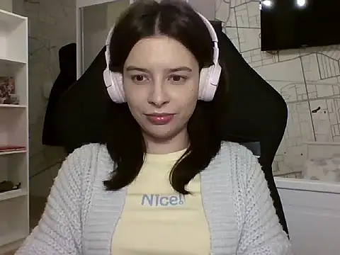 LariceSexy online show from November 2025 07:13:01 PM