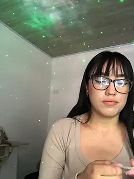 Snapshot of Melody_rousse_ chatting on February 2025 07:27:01 PM Melody rousse online show from February 2025 07:27:01 PM