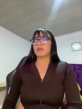 Snapshot of Melody_rousse_ chatting on February 2025 07:58:02 PM Melody rousse online show from February 2025 07:58:02 PM