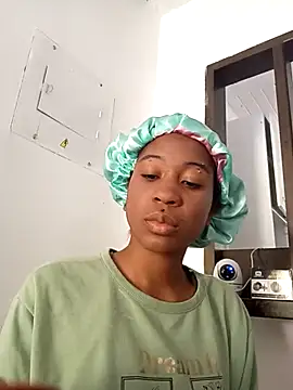 Snapshot of Zaira_Rose_ chatting on September 2025 12:40:01 PM Zaira Rose online show from September 2025 12:40:01 PM