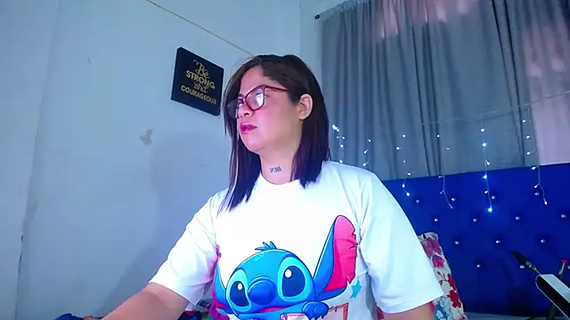 hornny cougar online show from February 2026 06:04:02 PM