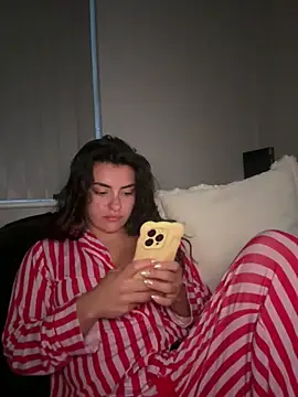 cute carly  online show from May 2026 08:43:02 PM