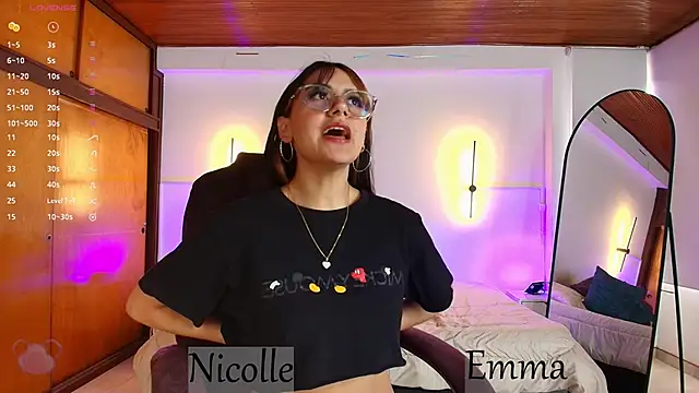 Snapshot of _Emma11 chatting on February 2025 07:16:01 PM Emma11 online show from February 2025 07:16:01 PM