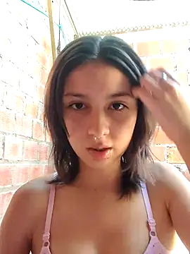 Maiden-Hot online show from September 2025 07:02:02 PM