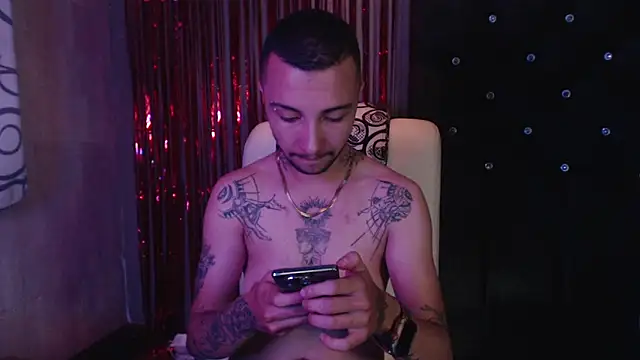 FemToMale online show from February 2025 04:37:01 AM