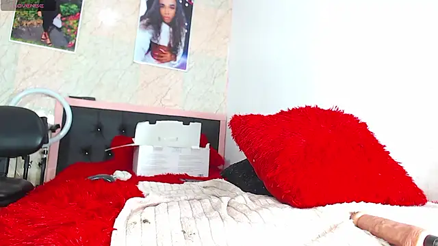 k stormi  online show from February 2026 01:35:02 AM