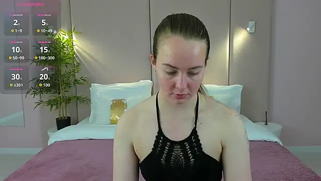 Snapshot of JaniceCollins chatting on May 2026 01:56:01 AM JaniceCollins online show from May 2026 01:56:01 AM