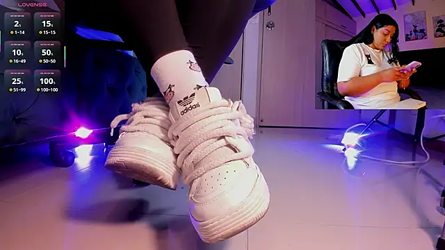 aleya bliss online show from November 2025 03:08:02 AM