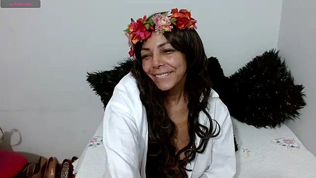 Lunasquirt1985 online show from November 2025 12:22:02 PM