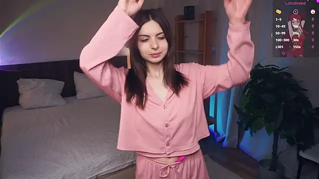 ErlinaBuoy online show from March 2025 05:06:02 PM