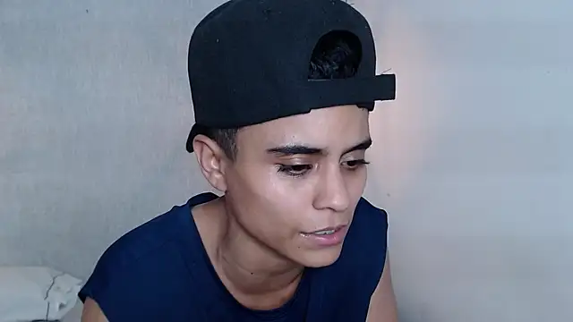 Liiamthompson online show from March 2025 03:21:01 PM