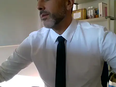 66MA69 online show from September 2025 08:15:01 AM