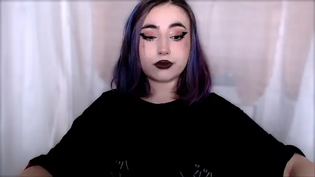 purplewitch online show from December 2025 12:51:01 AM