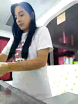 Marce0 online show from February 2025 10:43:02 PM