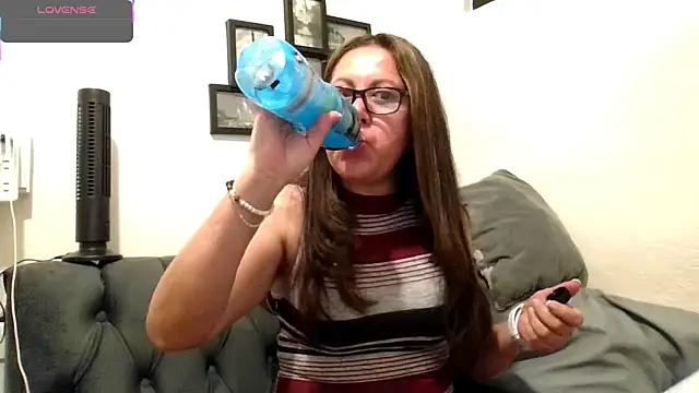 MirandaLatinaLovely online show from March 2026 05:30:01 PM