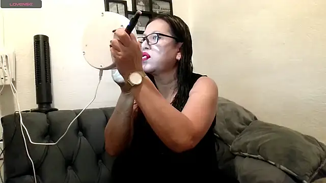Snapshot of MirandaLatinaLovely chatting on April 2026 04:59:01 PM MirandaLatinaLovely online show from April 2026 04:59:01 PM