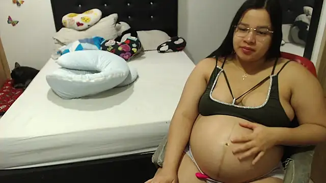 Snapshot of kylie_switch2 chatting on October 2025 11:27:01 PM kylie switch2 online show from October 2025 11:27:01 PM