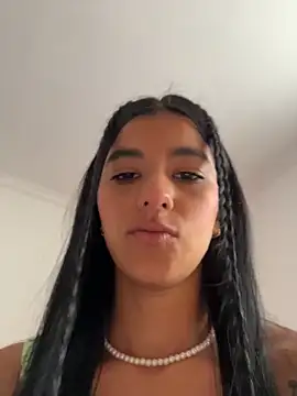 Snapshot of eva_roseee chatting on April 2026 04:15:01 PM eva roseee online show from April 2026 04:15:01 PM
