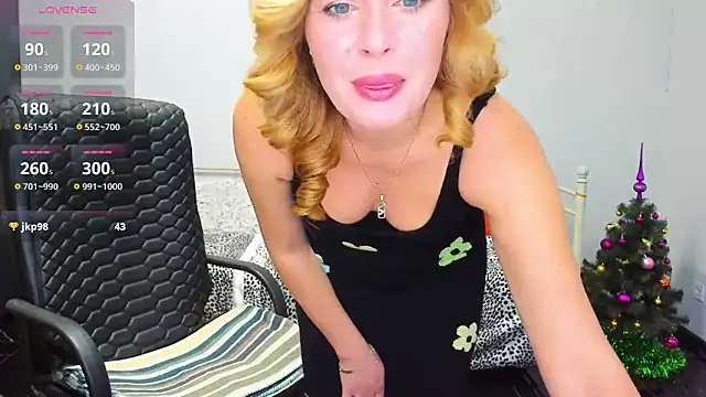 Mira Whites online show from December 2025 12:54:01 PM