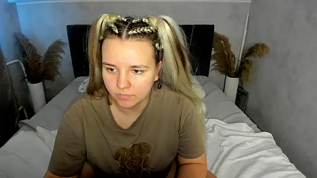 Jenny Jimmy online show from February 2026 06:26:01 AM