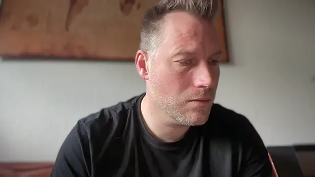 Christian87xxx online show from April 2026 07:11:01 AM