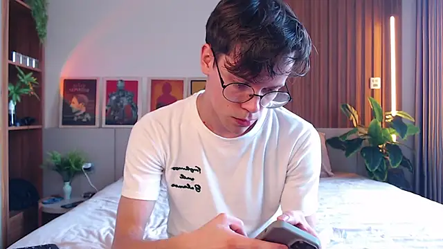 William Henry  online show from March 2026 08:09:01 AM