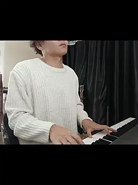 Snapshot of ChaseMl chatting on December 2025 05:18:02 PM ChaseMl online show from December 2025 05:18:02 PM