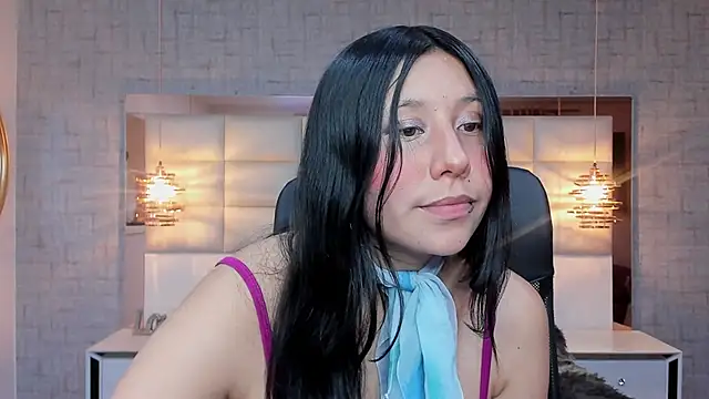 Snapshot of Nohemi_louse chatting on November 2025 07:03:03 PM Nohemi louse online show from November 2025 07:03:03 PM