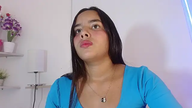 Roxy Stonee online show from November 2025 07:25:01 PM