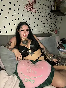 tempzzz12 online show from April 2026 07:38:02 PM