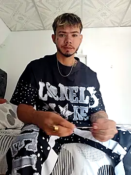 Niick01  online show from March 2026 04:54:01 PM